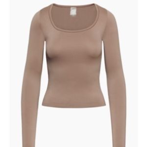 Taupe / light brown sinchseamless long sleeve shirt